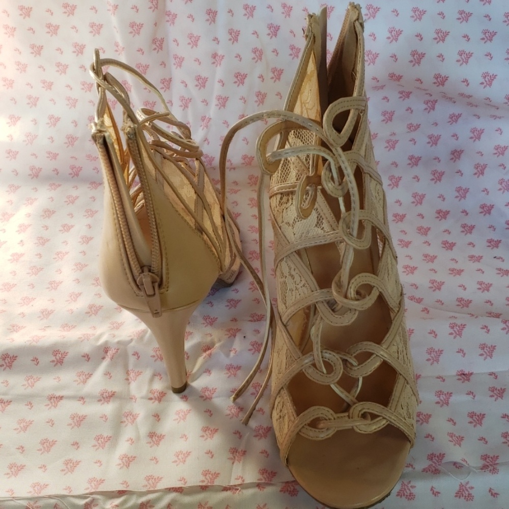 Heels - Picture 2 of 2